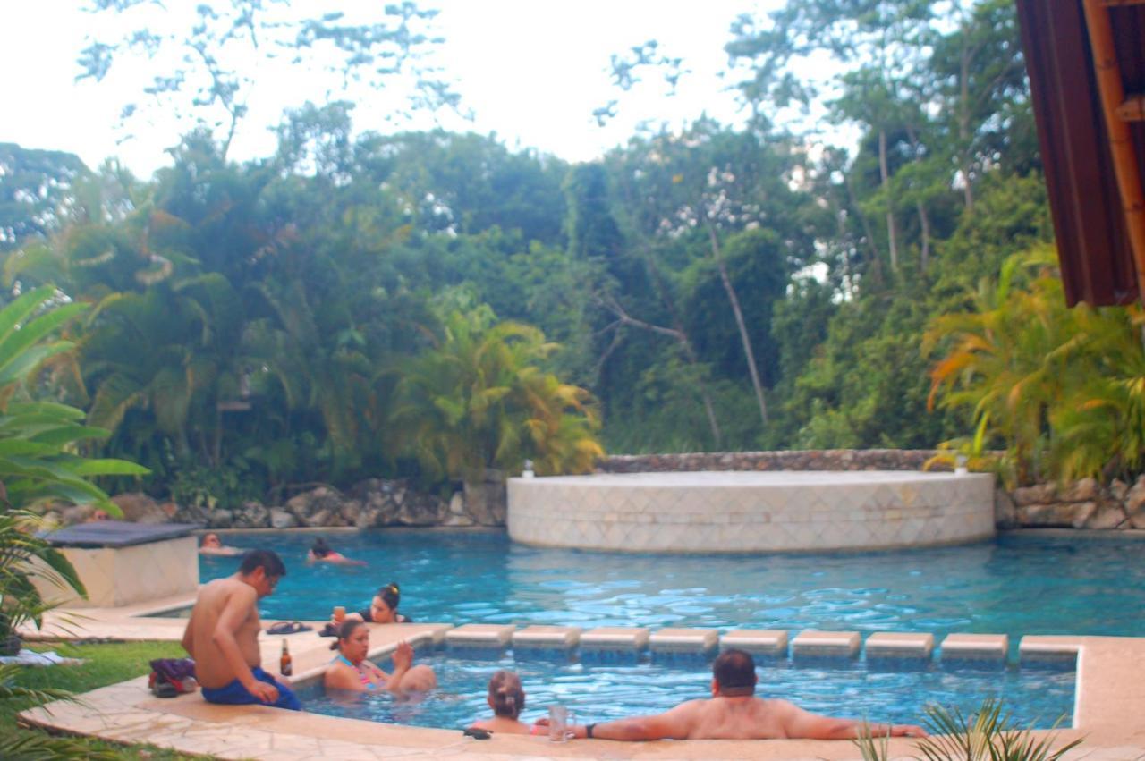 Axkan Palenque, Shows En Vivo & Gastronomia Mar Y Tierra & Travel Agency Kültér fotó